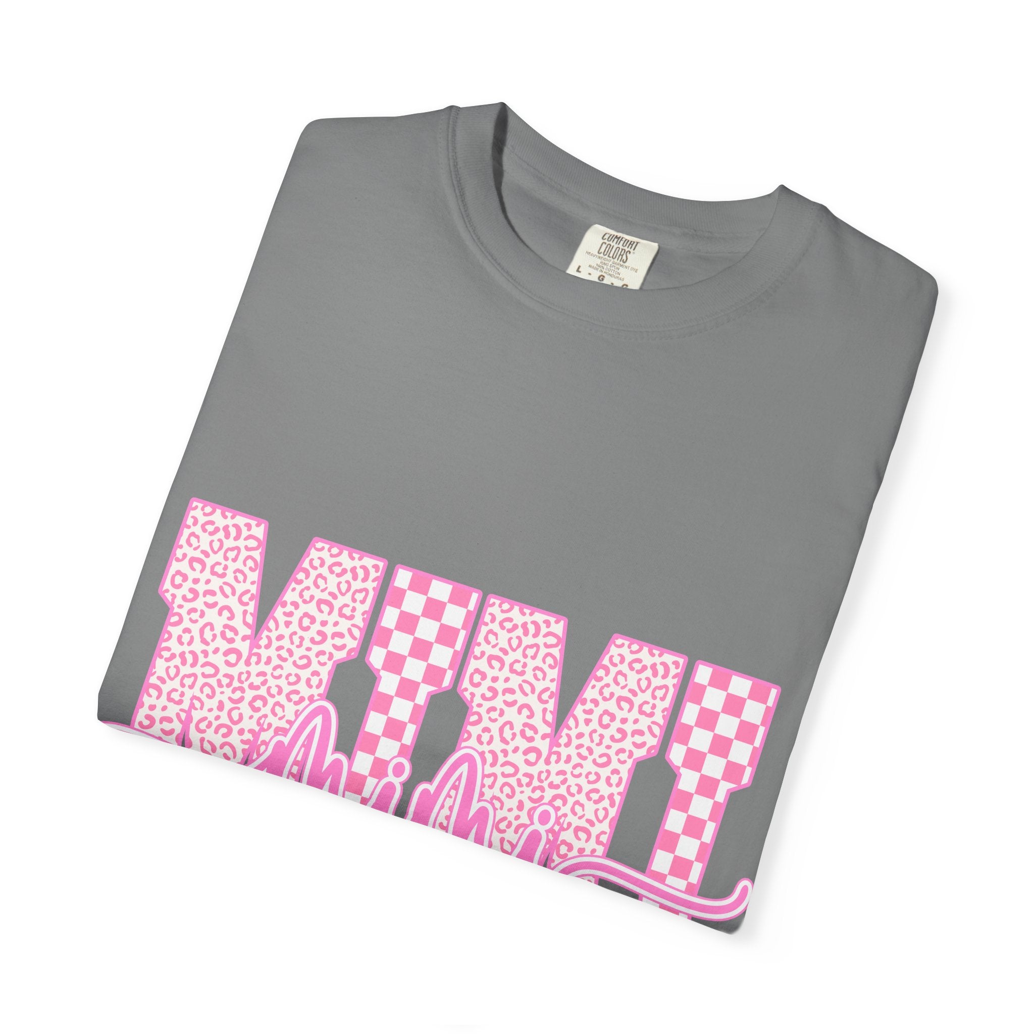 Mom Pink Checkerboard Graphic T-Shirt — "Mom" Script Design