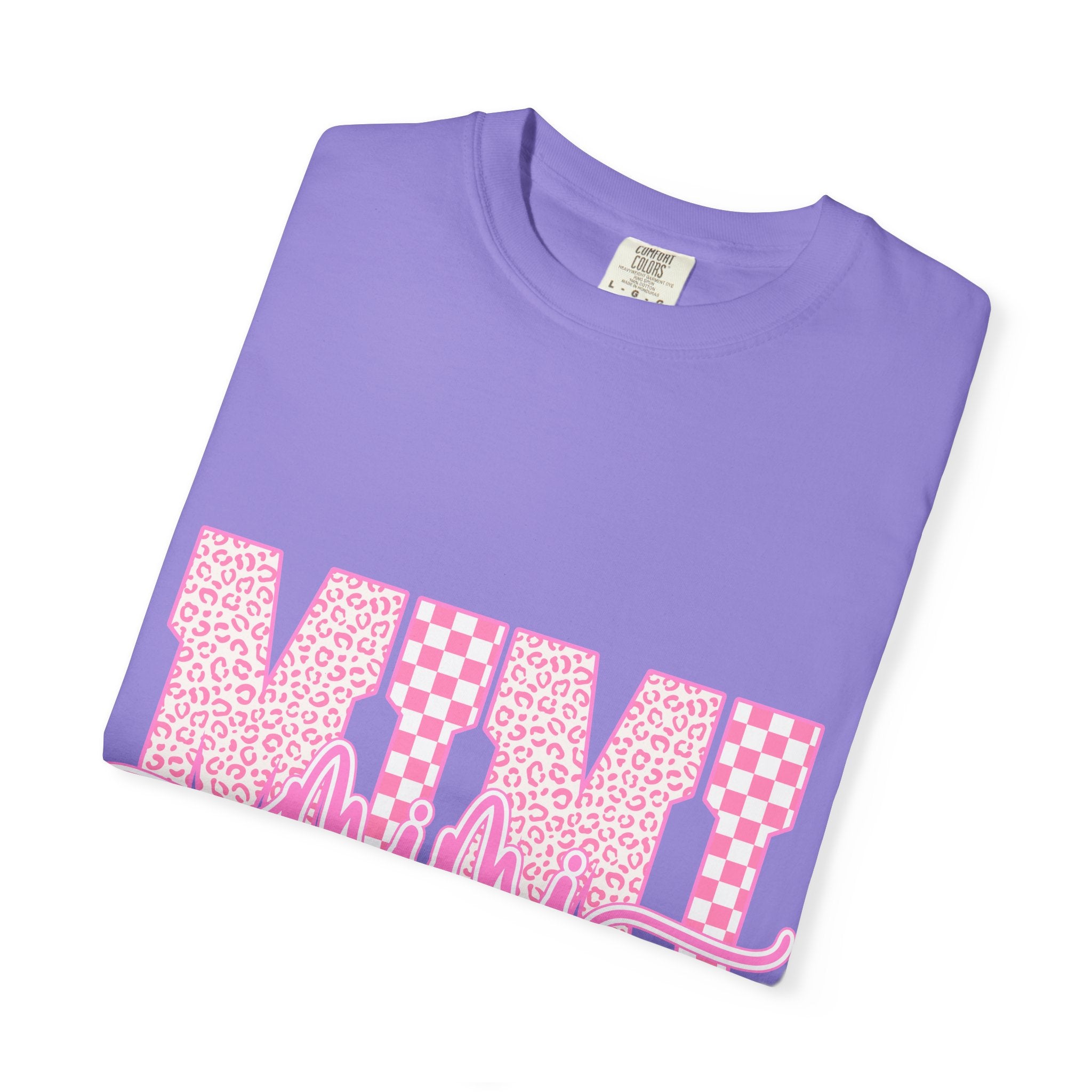 Mom Pink Checkerboard Graphic T-Shirt — "Mom" Script Design